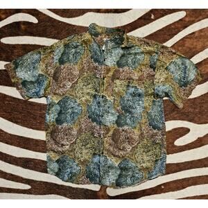 Casual Short-Sleeve Button-Down Shirt in Olive & Teal Floral
